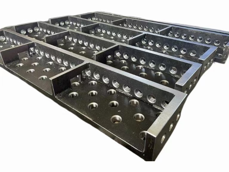 Wat werkelijk het beste lastafelblad van staal of gietijzer maakt